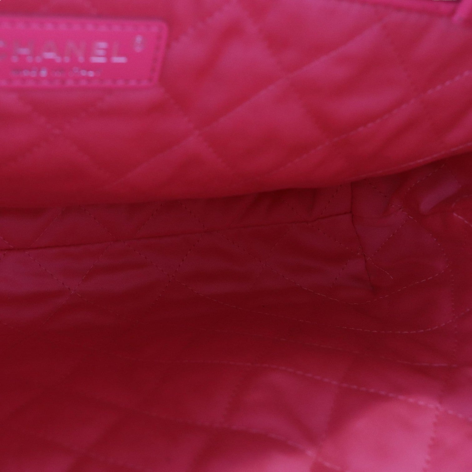 Chanel 22 Drawstring Rainbow Shiny Calfskin Quilted Pink Chanel 22 Drawstring Rainbow Shiny Calfskin Quilted Pink