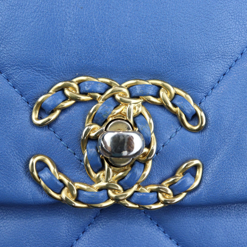19 Flap Lambskin Quilted Medium Blue MHW