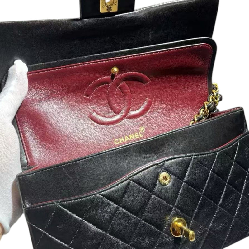 Vintage Classic Double Flap Medium Lambskin Quilted Black GHW