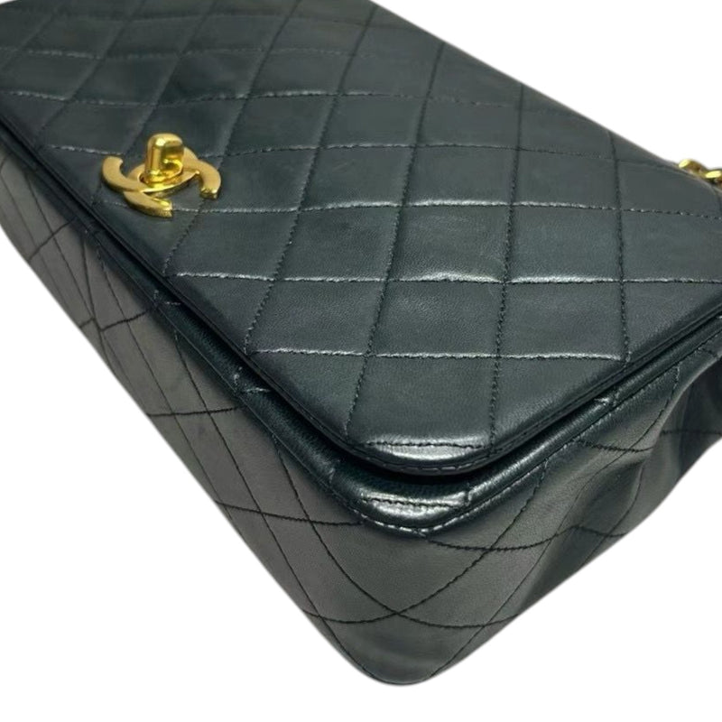 Vintage Full Flap Chain Shoulder Lambskin Black GHW