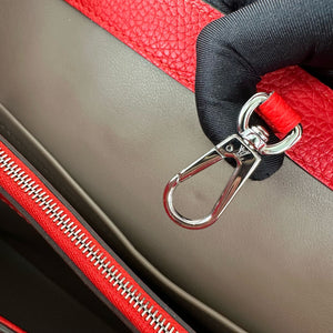 Capucines MM Taurillon Calfskin Red SHW