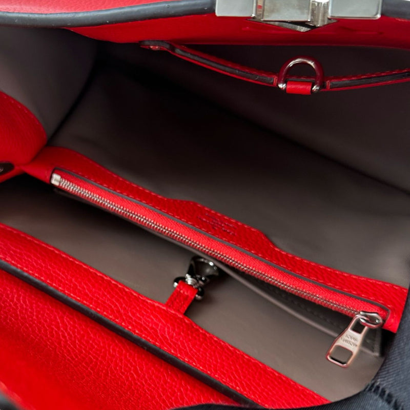 Capucines MM Taurillon Calfskin Red SHW