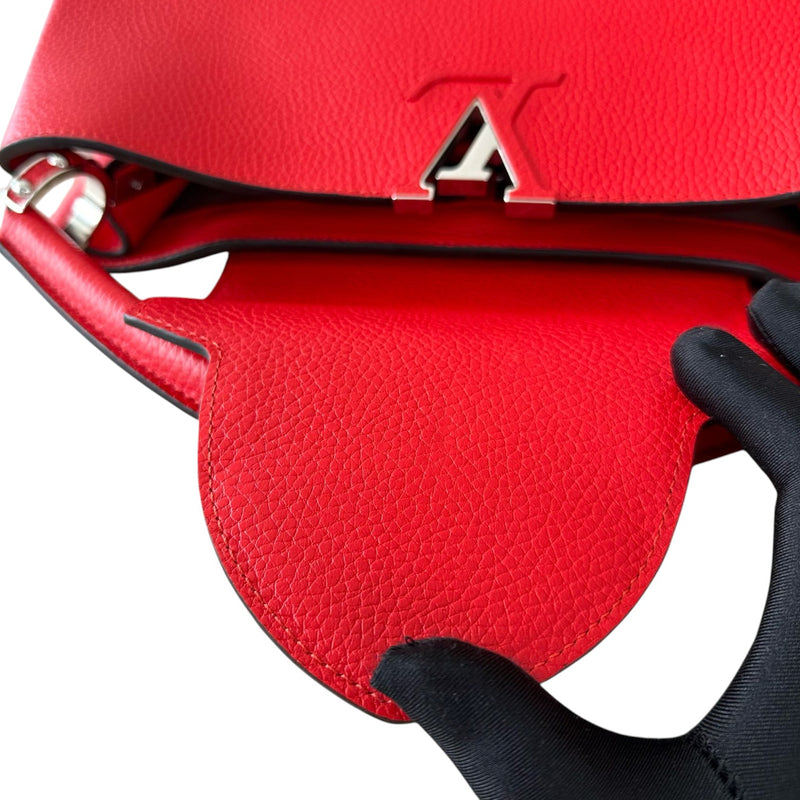 Capucines MM Taurillon Calfskin Red SHW