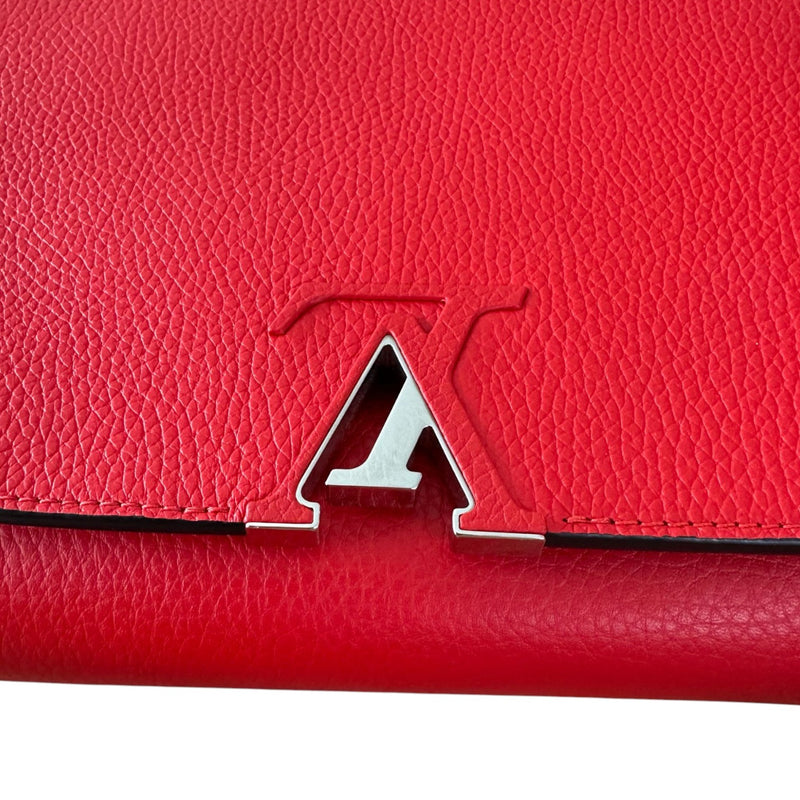 Capucines MM Taurillon Calfskin Red SHW