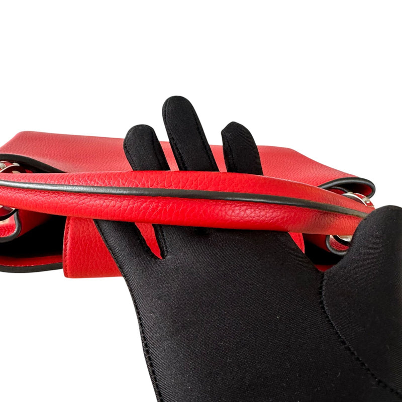 Capucines MM Taurillon Calfskin Red SHW