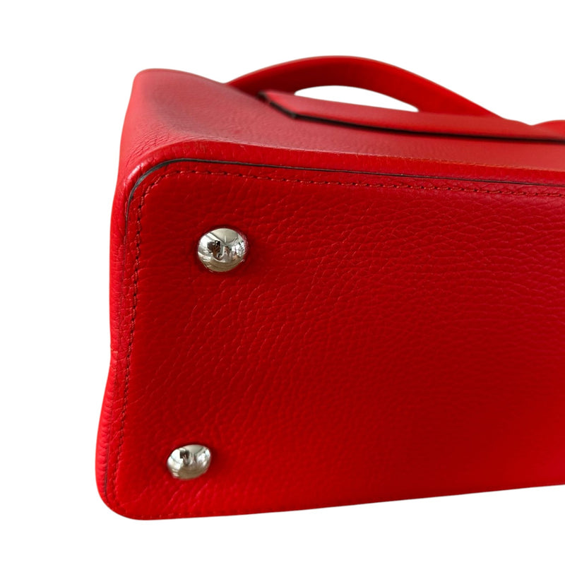 Capucines MM Taurillon Calfskin Red SHW
