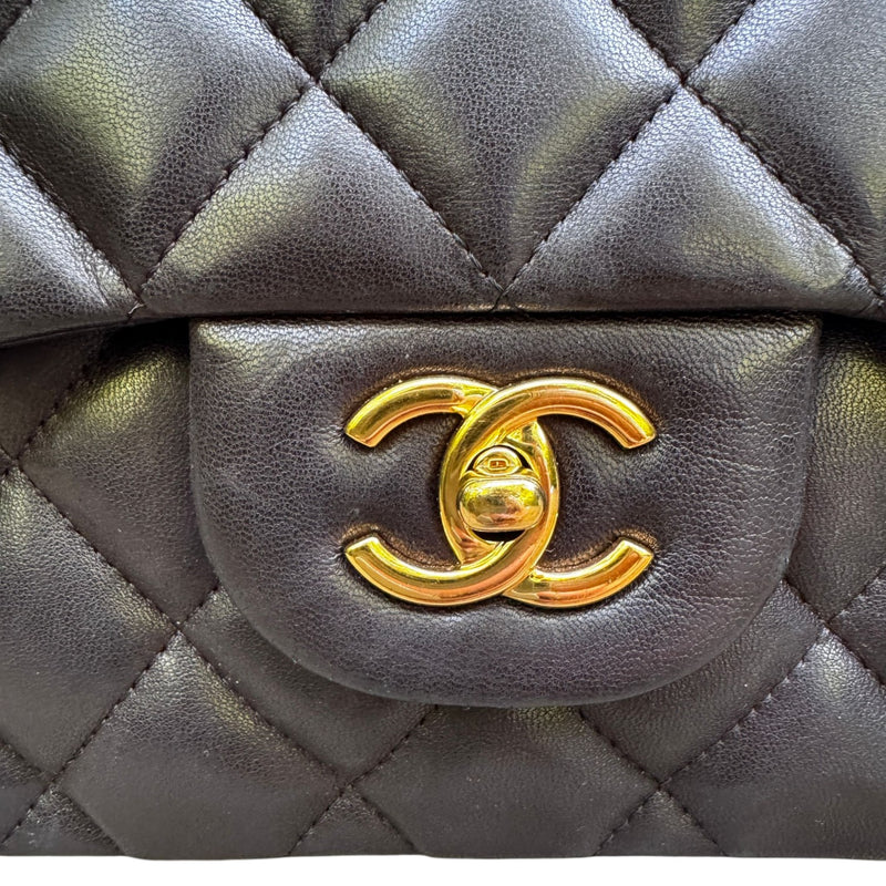 Jumbo Single Flap Lambskin Quilted Black GHW