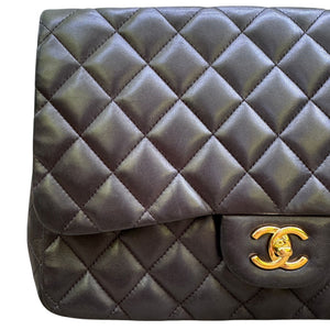 Jumbo Single Flap Lambskin Quilted Black GHW