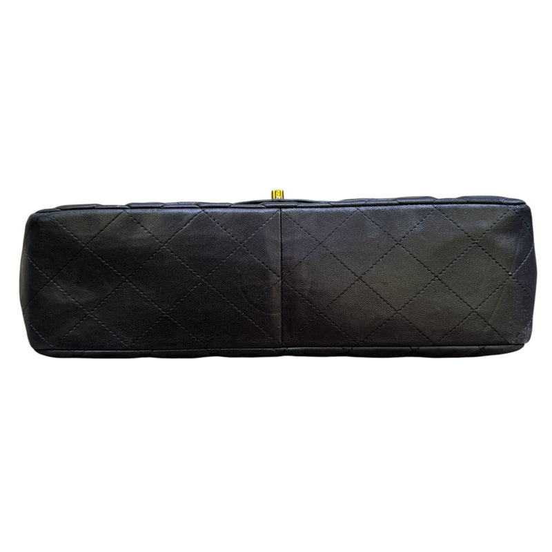 Jumbo Single Flap Lambskin Quilted Black GHW