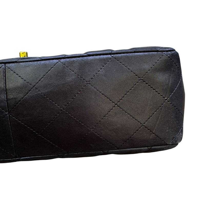 Jumbo Single Flap Lambskin Quilted Black GHW