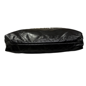 22 Medium Shiny Calfskin Quilted Black SHW