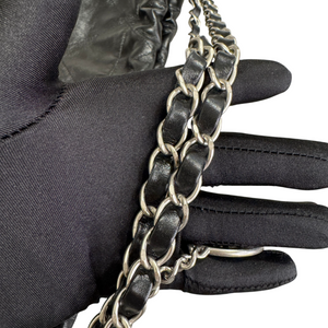 22 Medium Shiny Calfskin Quilted Black SHW