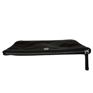 22 Medium Shiny Calfskin Quilted Black SHW