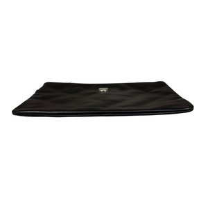 22 Medium Shiny Calfskin Quilted Black SHW
