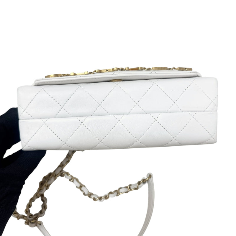 Enchained Flap Small Calfskin Quilted White GHW
