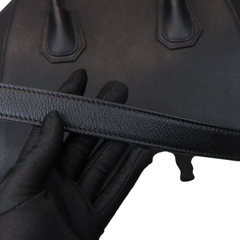 Small Antigona Grained Leather Black SHW