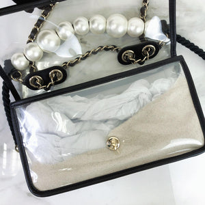 Coco "Sand by the Sea" Runway Pearl Handle Black PVC