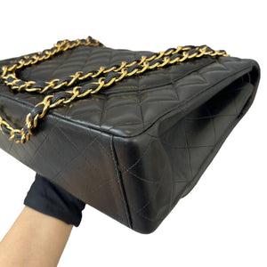Double Flap Maxi Lambskin Black GHW