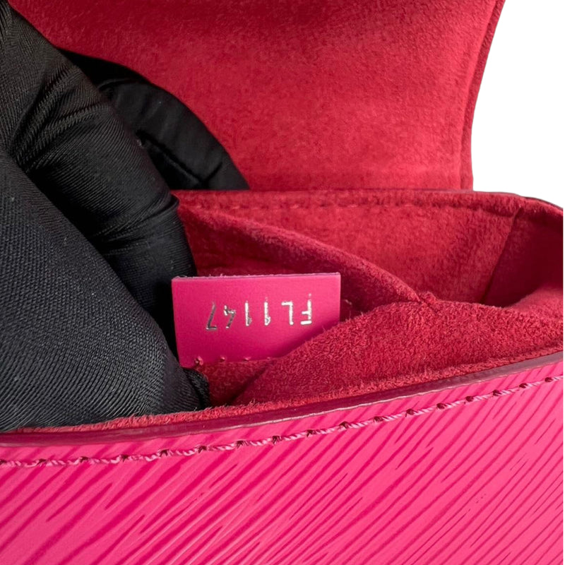 Twist Lock Epi Leather MM Pink GHW