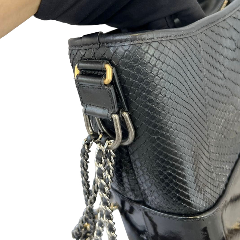Snag the Latest CHANEL Hobo Bags Black Bags & Handbags for Women with Fast  and Free Shipping. Authenticity Guaranteed on Designer Handbags $500+ at  .