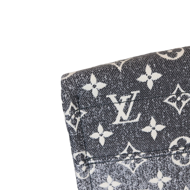 Louis Vuitton Monogram Tapestry Multiple Wallet 