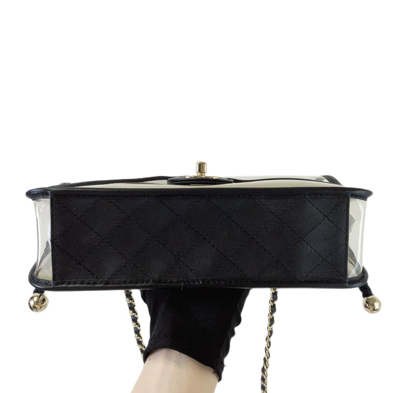 Coco "Sand by the Sea" Runway Pearl Handle Black PVC