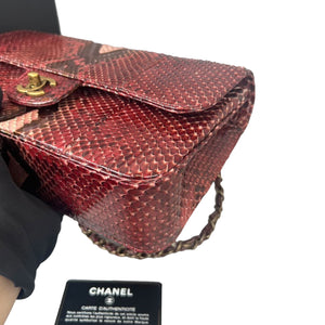 Classic Flap Medium Python Red GHW