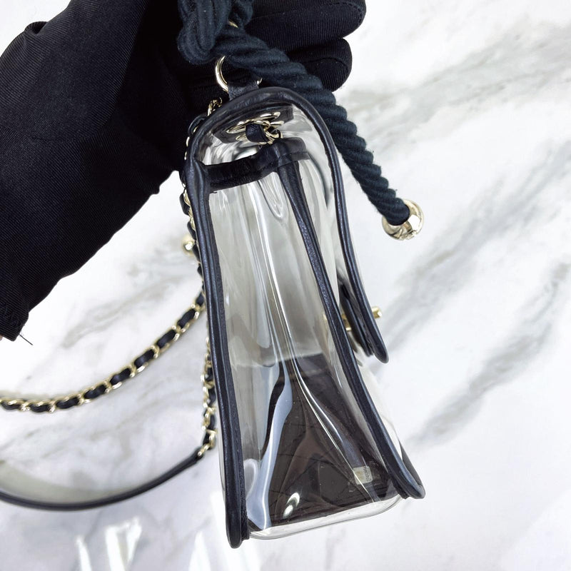 Coco "Sand by the Sea" Runway Pearl Handle Black PVC