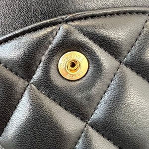 Double Flap Maxi Lambskin Black GHW