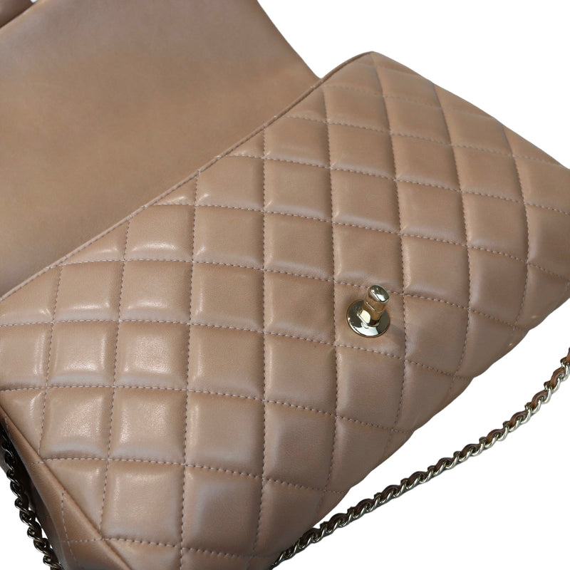 Timeless Clutch in Lambskin Leather Caramel LGHW