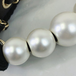 Coco "Sand by the Sea" Runway Pearl Handle Black PVC