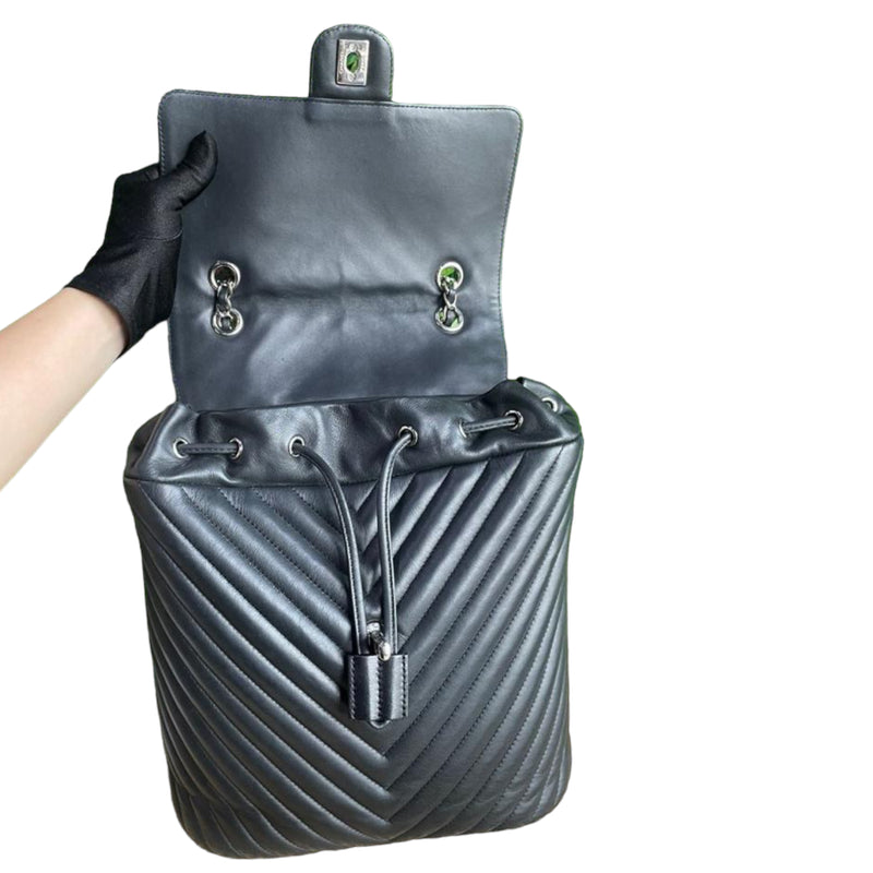 Medium Urban Spirit Backpack Chevron Lambskin Black SHW