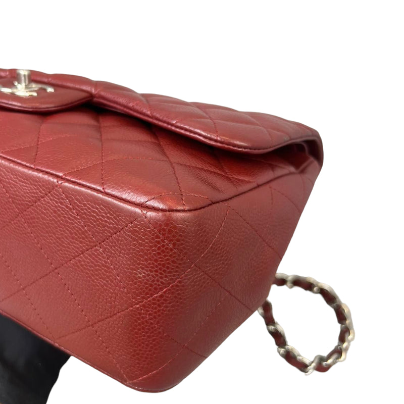 Classic Double Flap Jumbo Caviar Red SHW
