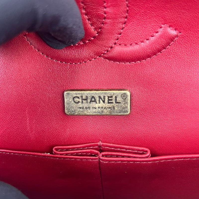 Classic Flap Medium Python Red GHW