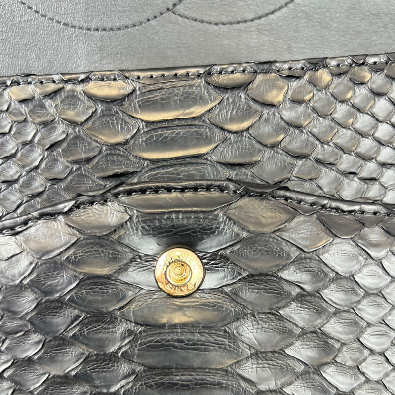 Jumbo Double Flap Python Black GHW