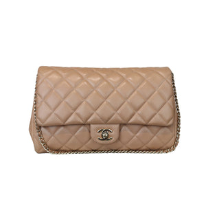 Timeless Clutch in Lambskin Leather Caramel LGHW