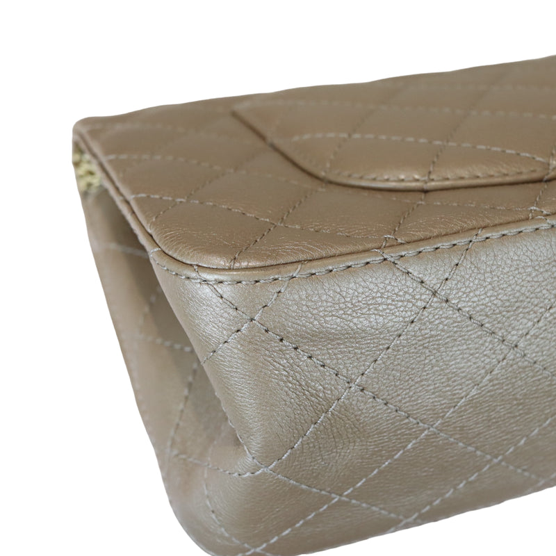 Reissue Medium 226 Iridescent Taupe-Beige GHW