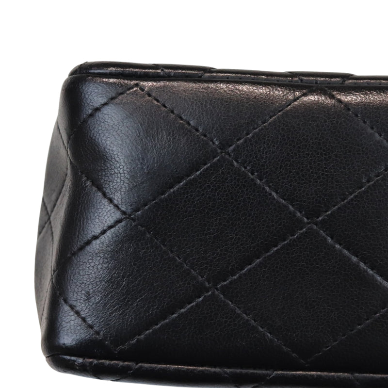 Medium Flap Lambskin Black GHW