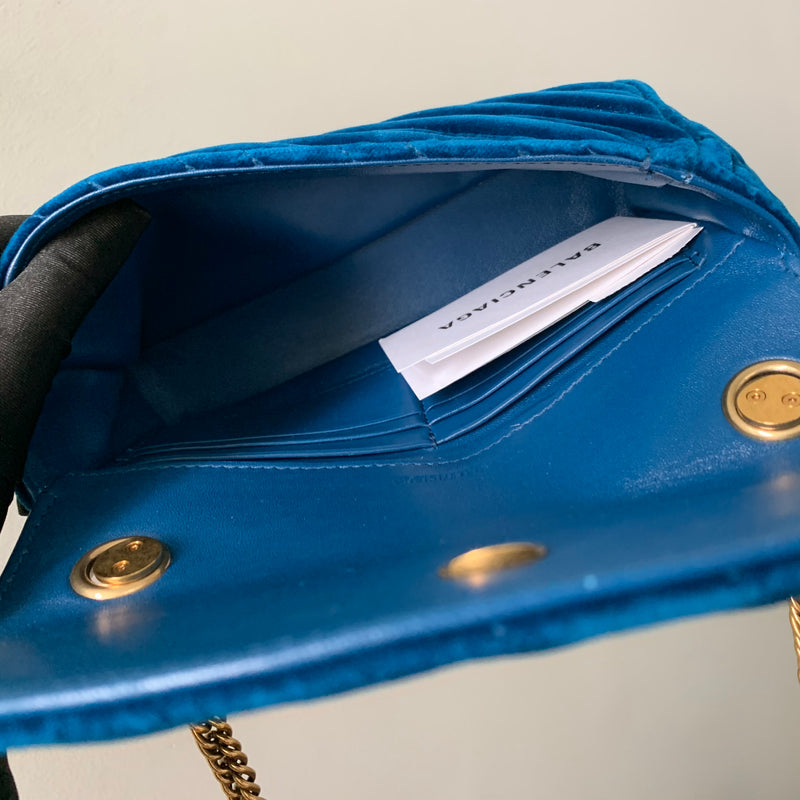BB Round bag in Velvet Royal Blue