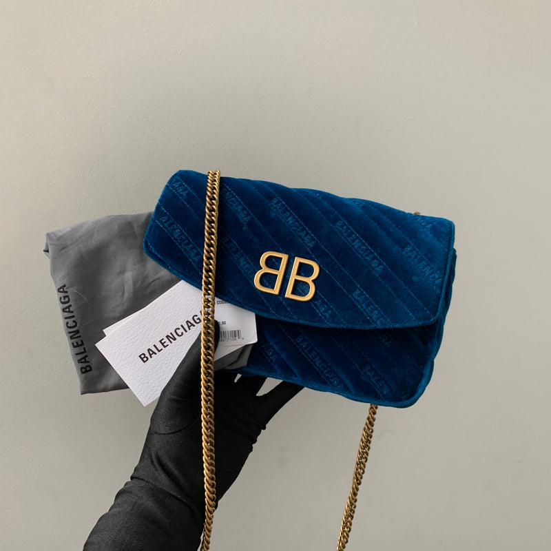 BB Round bag in Velvet Royal Blue