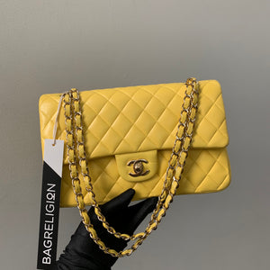 Classic Flap Medium Lambskin with Light GHW