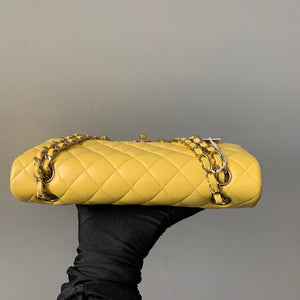 Classic Flap Medium Lambskin with Light GHW