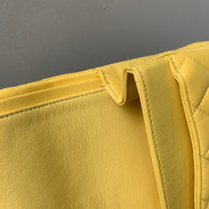 Classic Flap Medium Lambskin with Light GHW