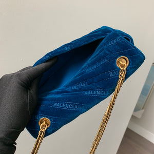 BB Round bag in Velvet Royal Blue