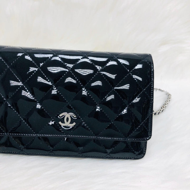 Wallet on Chain WOC with SHW in Black Quilted Patent Leather