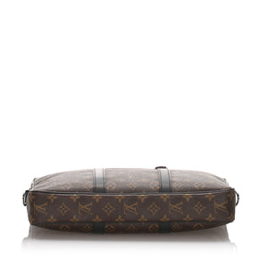 Porte-Documents Voyage PM in Monogram Macassar