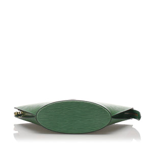 Epi Saint Jacques PM Short Strap in Green