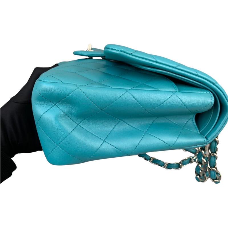 Double Flap Lambskin Jumbo Turquoise Blue SHW