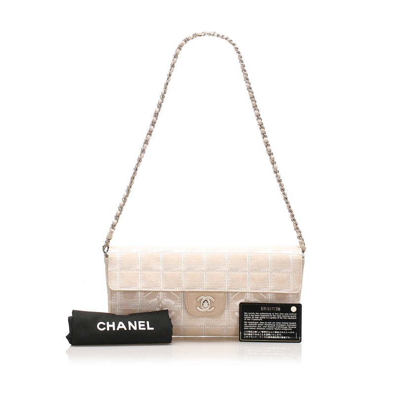CHANEL Carry Bag Cococoon Trolley bag Nylon/leather Black unisex Used –