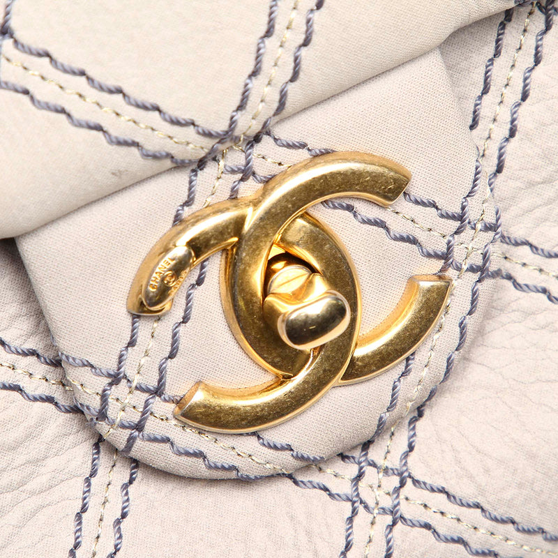 Turn lock Timeless Flap Beige